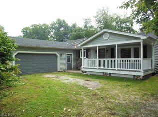 7388 Shamrock Dr, Mentor On The Lake, OH 44060