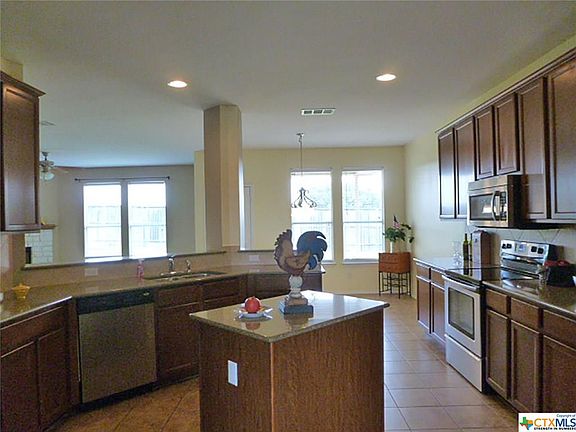 4th image of 2613 Red Fern Dr