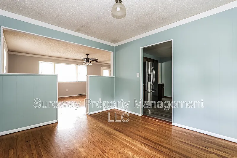 3 bed, 2.0 bath, 1196 sqft, $2,800 — Photo 4