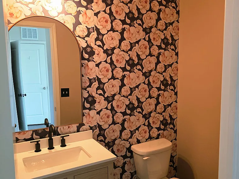 DOWNSTAIRS BATHROOM