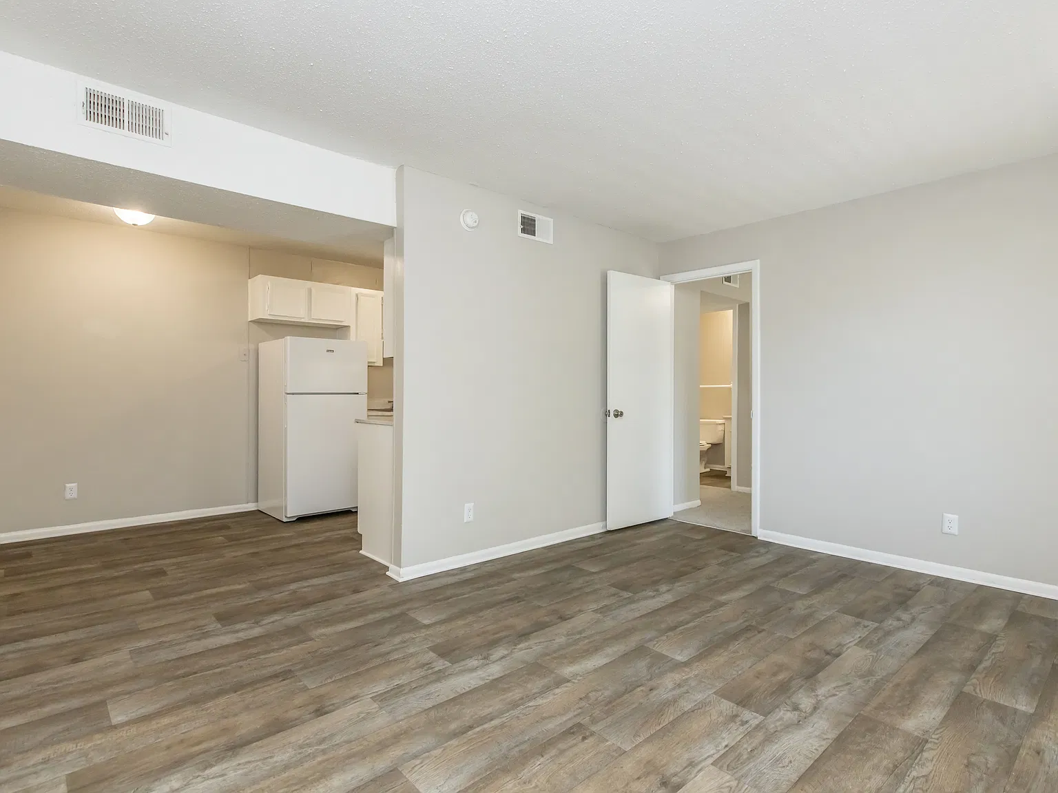 Arborgate Apartment Homes — Photo 4