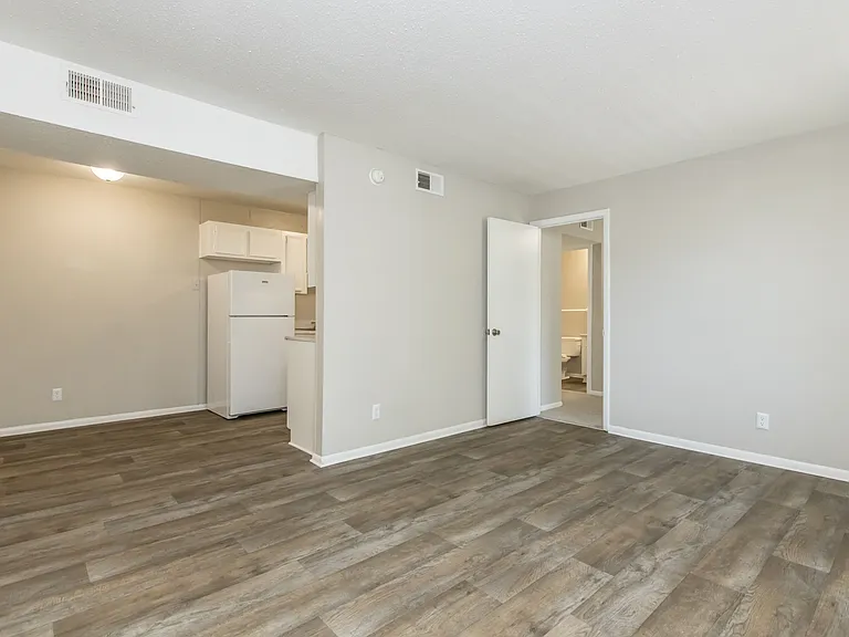 Arborgate Apartment Homes — Photo 5