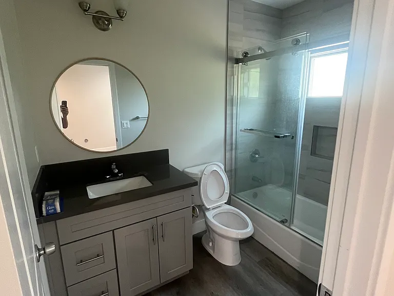 2523 N Luder Ave — Photo 4