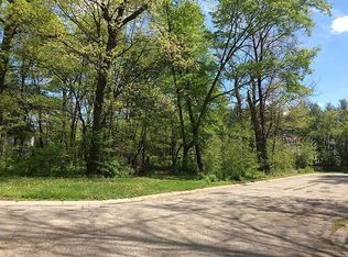 Fair Oaks Dr, South Bend, IN 46614