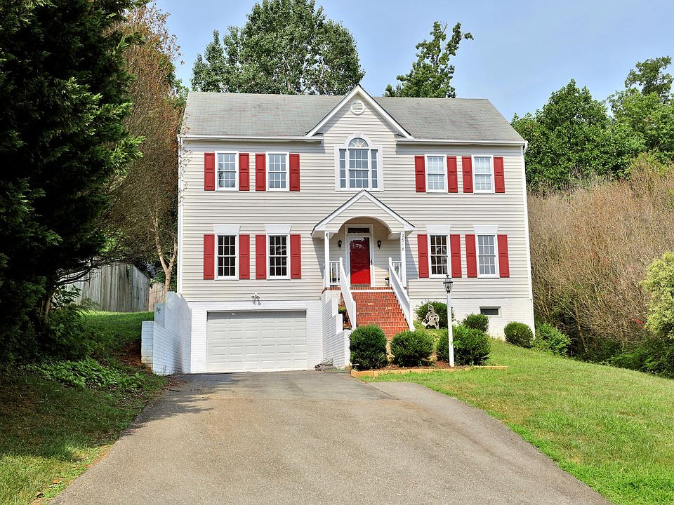 1st image of 2518 Trefoil Way