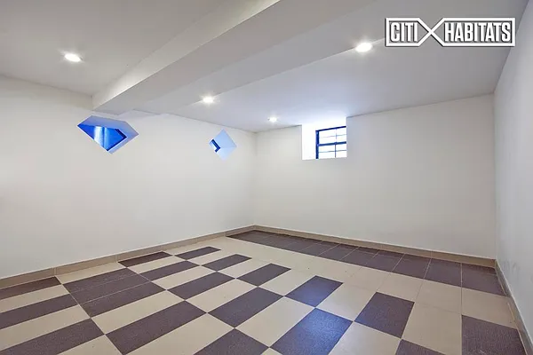 Rented by Citi Habitats | media 3