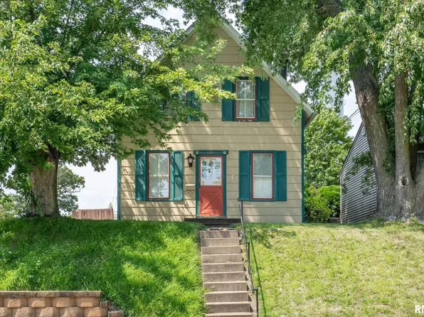 1631 16th St, Moline, IL 61265