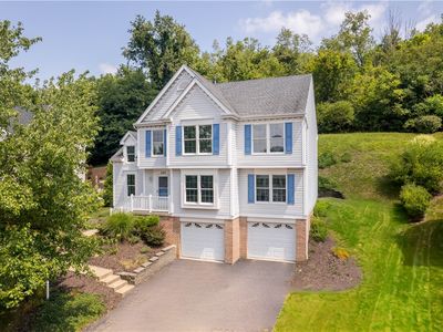 407 Pine Trees Dr, Carnegie, PA, 15106