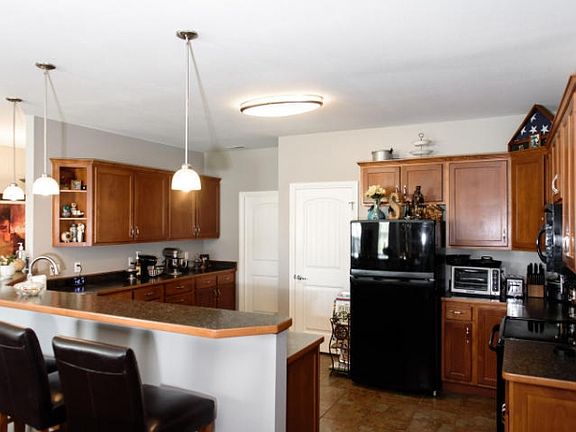 4th image of 5802 Neptune Dr