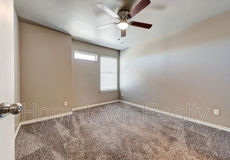788 SW 13th St — Photo 26