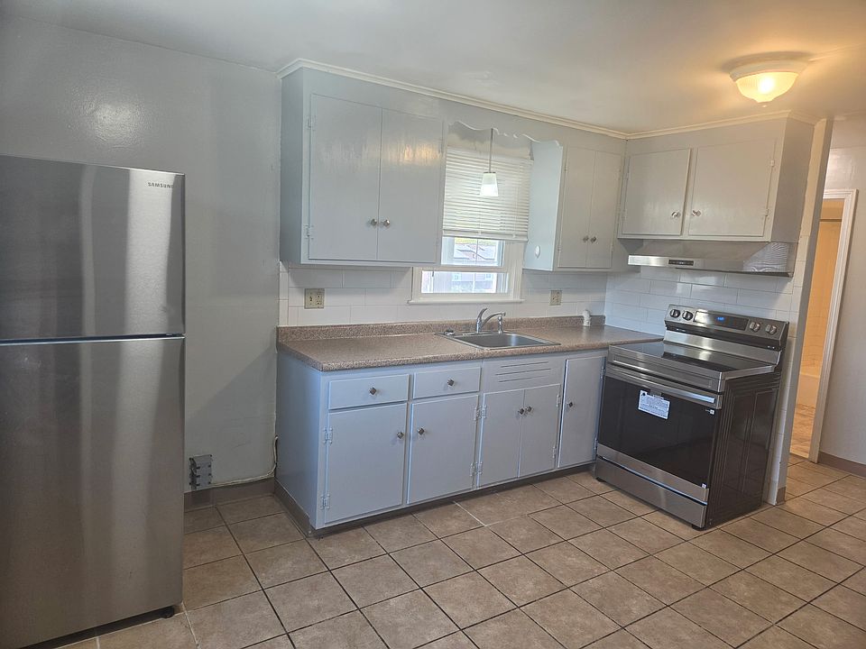1st image of 107 Ashland Ave Floor 2