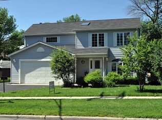 186 E Grand Ave, Fox Lake, IL 60020