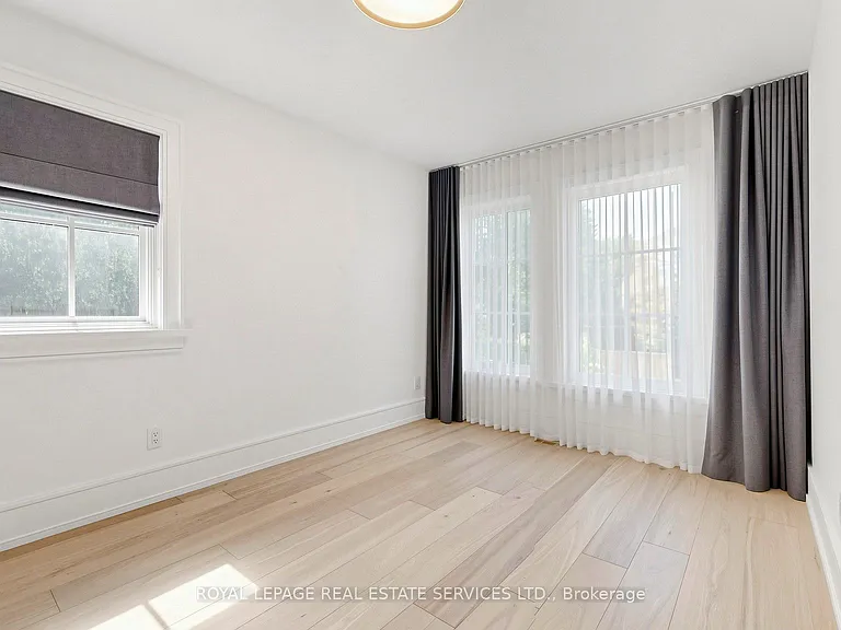 17 Romney Rd — Photo 24