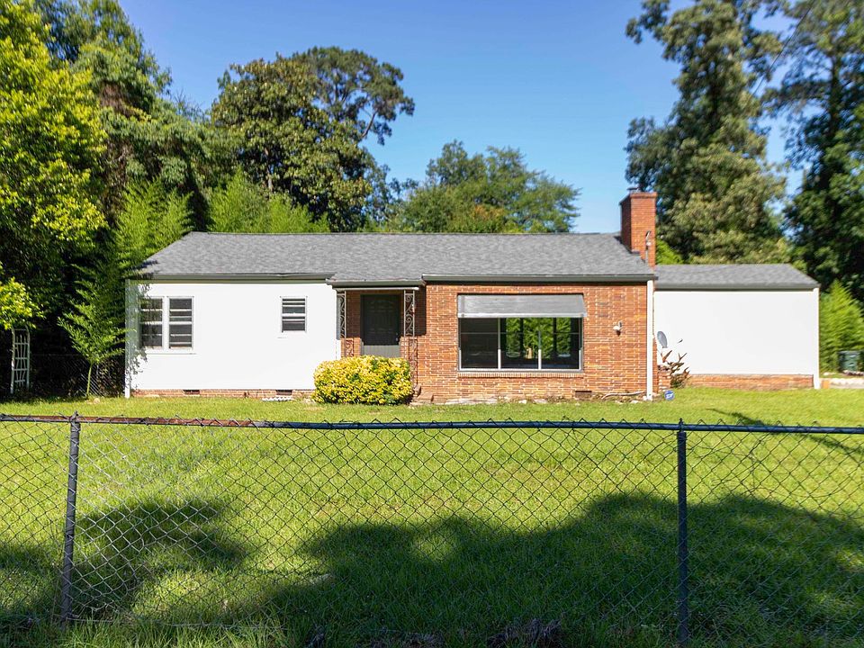 1st image of 132 Evergreen St