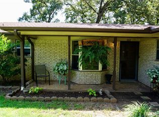 682 Cedar Hills Dr, Denison, TX 75021