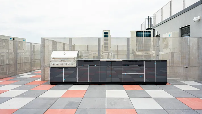 Rented by Nooklyn NYC LLC | media 25