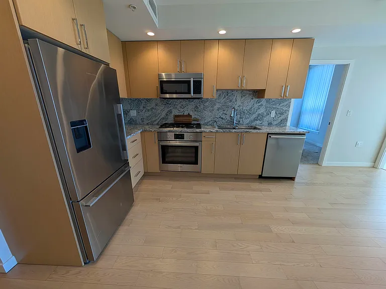1708 Ontario St #4 — Photo 3