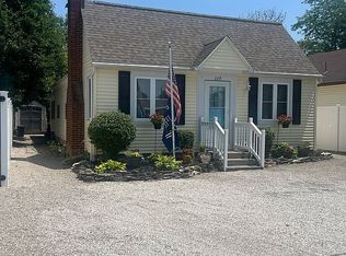 229 N Sackett Rd, Lakeside Marblehead, OH 43440