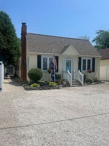 229 N Sackett Rd, Lakeside Marblehead, OH, 43440