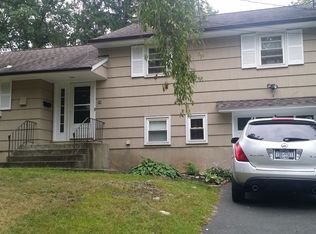 48 Orchard St, Spring Valley, NY 10977