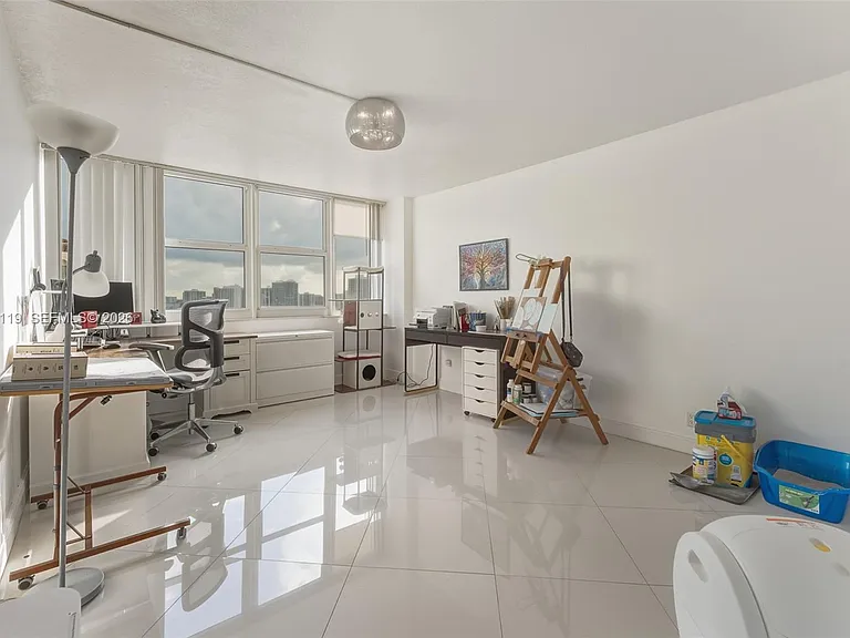 2030 S Ocean Dr #1810 — Photo 7