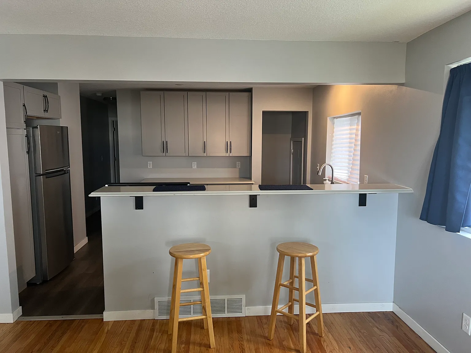 3 bed, 1500 sqft, $850 — Photo 3