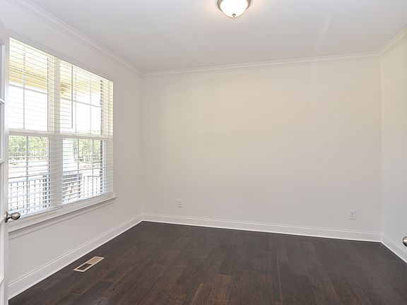 5th image of 800 Odell Dr Lot 380