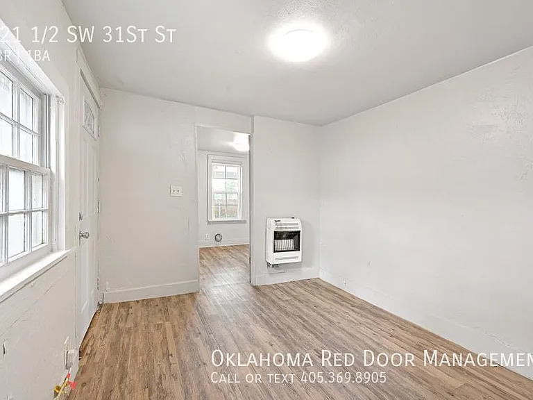 821 1/2 SW 31st St — Photo 8