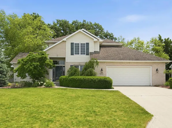 635 Deer Cliff Ct, Fort Wayne, IN 46804