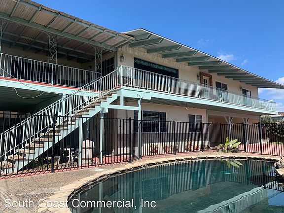 2nd image of 445 Blackshaw Ln