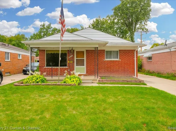 5965 Berwyn St, Dearborn Heights, MI 48127