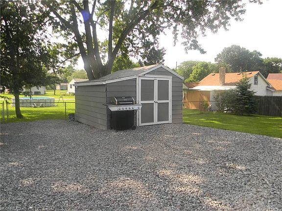 2nd image of 4049 Hambleton Ave