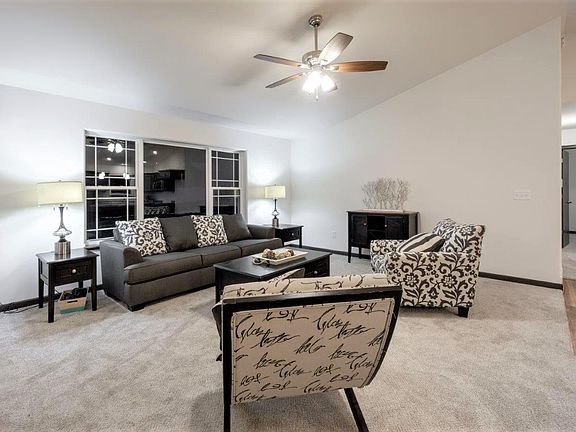 5th image of 2607 Canterbury Dr