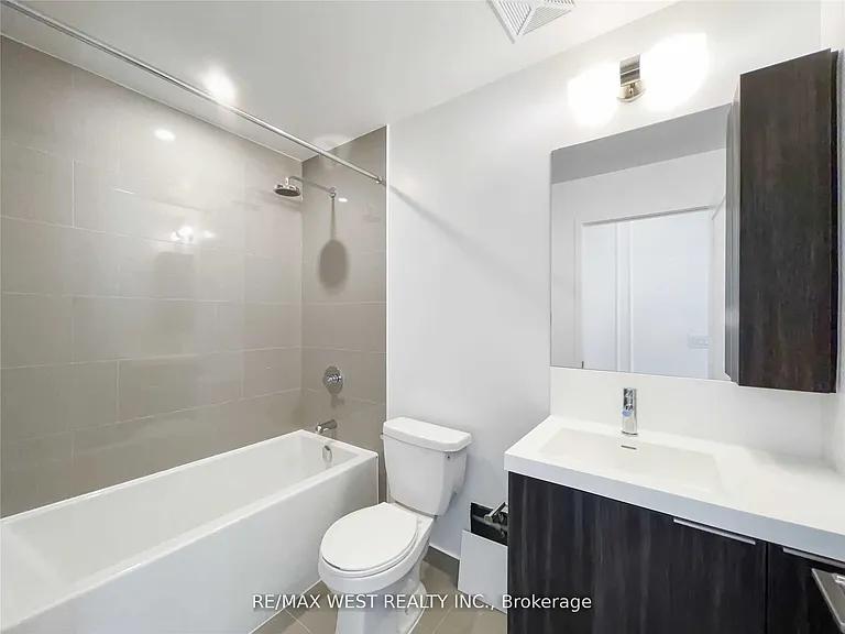 225 Sumach St #2802 — Photo 27