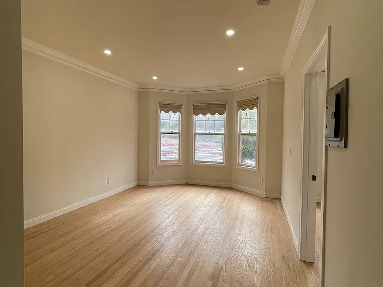 750 Presidio Ave #305 — Photo 2