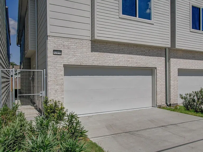 5215 Noble St #B — Photo 24