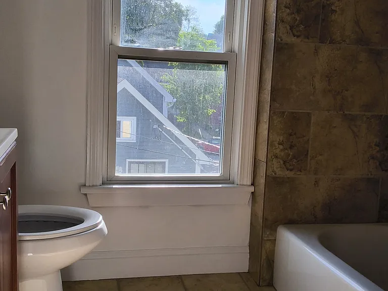 207 State St #3 — Photo 8