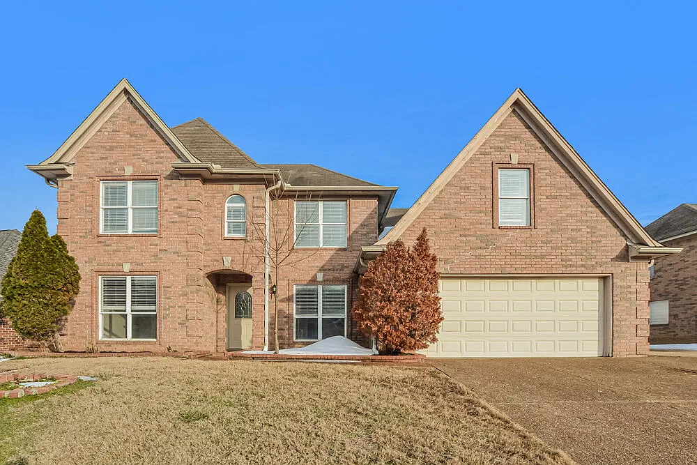 4 bed, 3.0 bath, 2408 sqft, $3,130 — Photo 1