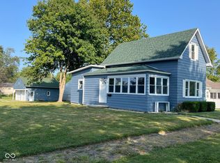 222 N 10th St, Elwood, IN 46036