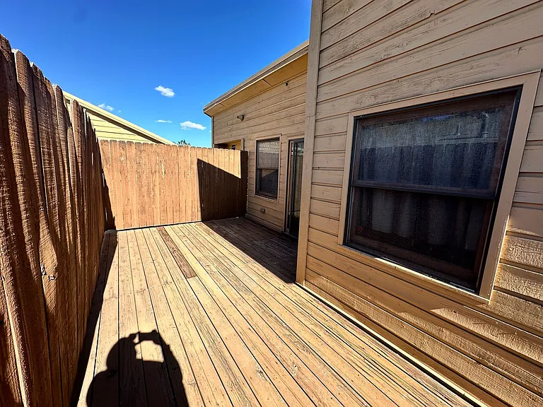 2802 Sundown Ln #302 — Photo 5