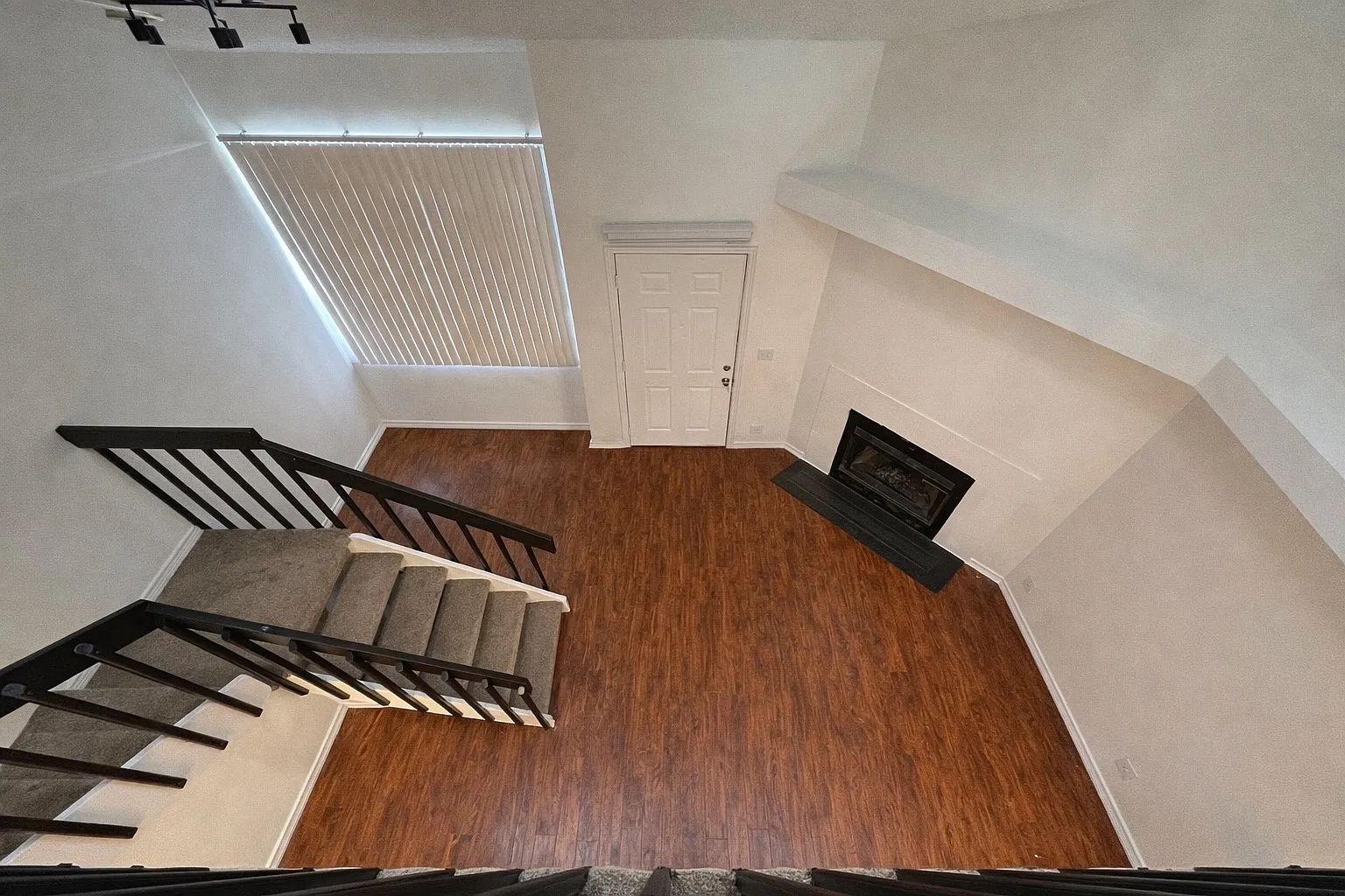 17266 E Ford Dr — Photo 2
