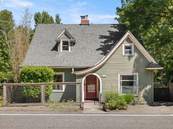 7738 SW 31st Ave, Portland, OR 97219