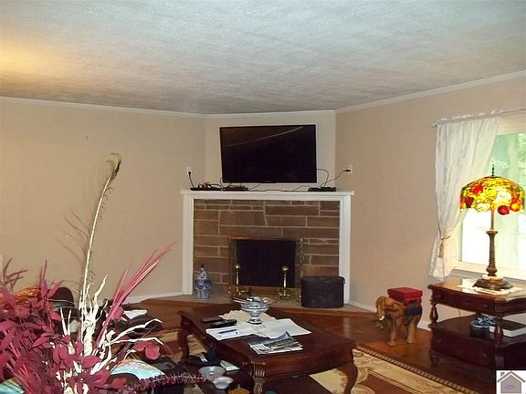 3rd image of 1514 Wilford St