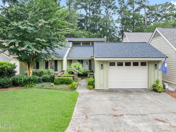 17 Wax Myrtle Lane, Hilton Head Island, SC 29926