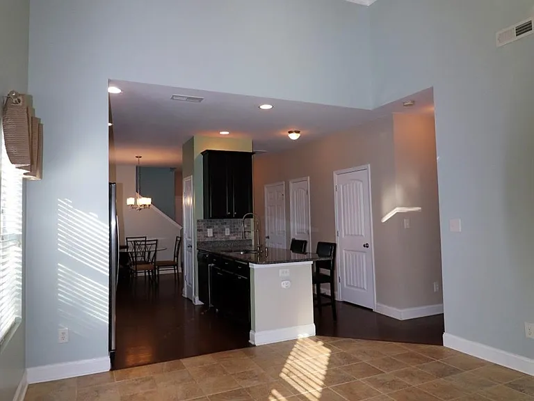 2090 Shady Pond Dr — Photo 10