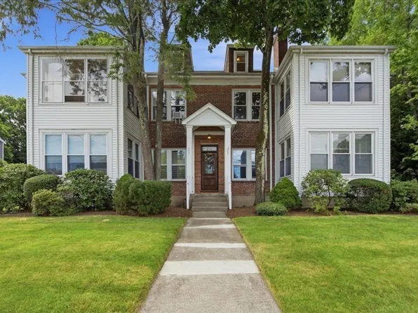 314 Newtonville Ave APT 4, Newton, MA 02460