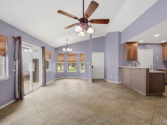 5th image of 8138 Treetop Ln
