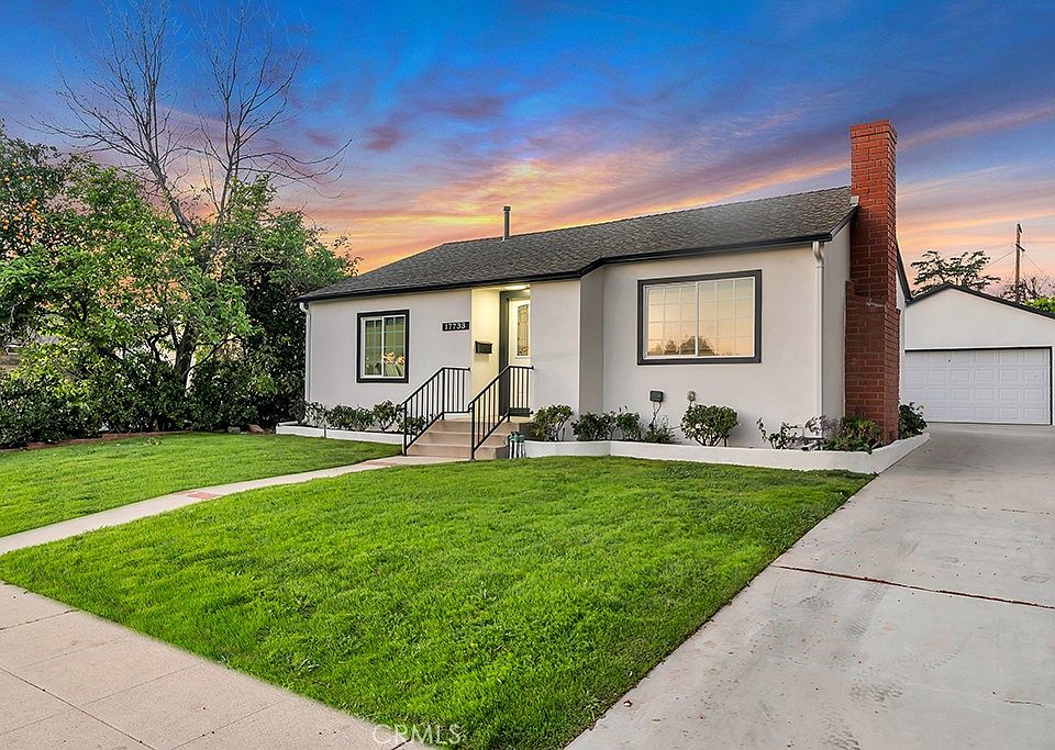1st image of 17733 Los Alimos St
