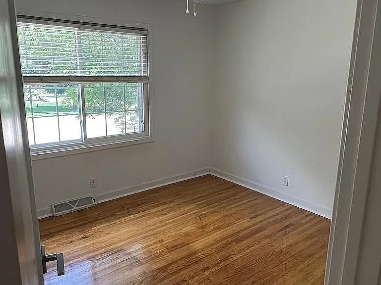 9732 Jaynes Cir — Photo 25