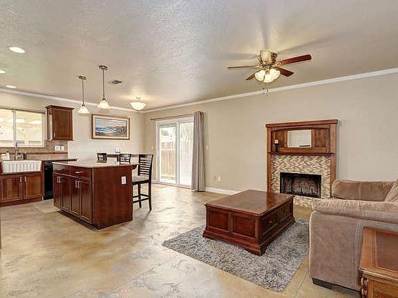 4th image of 2532 Wilmington Ave